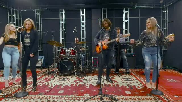 HSCC Covers Fleetwood Mac and Starship