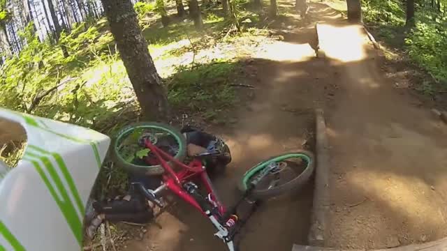 Best MTB Fails Of 2021 and MTB Crashes of 2021 / Mtb classic, #22