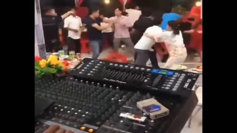 Vietnamese Wedding Fight