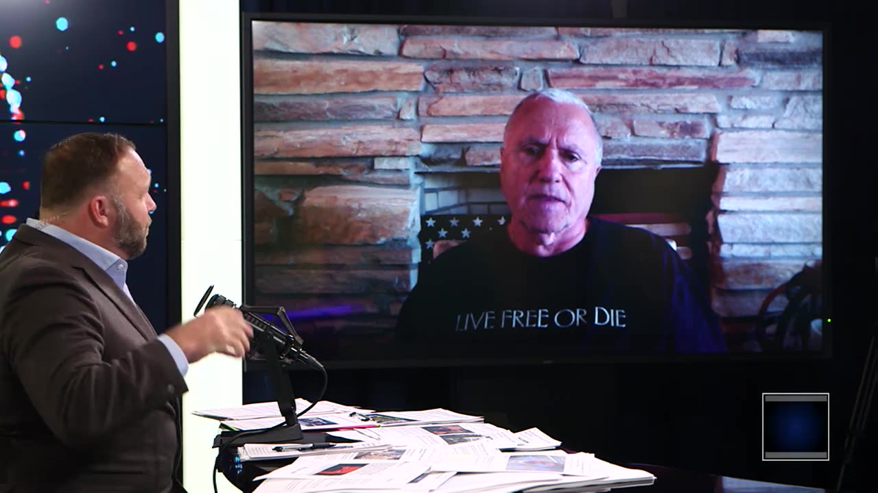 Pieczenik-InfoWars 20- Fascism at Big Tech Co.'s & The Downfall Of Facebook 11-19-18