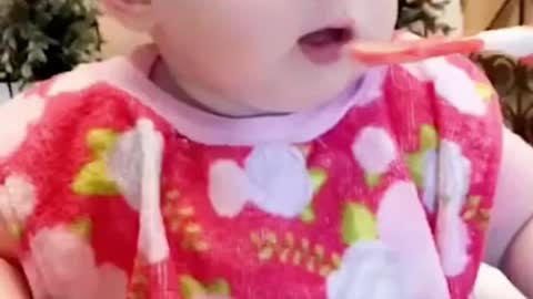 Funny Baby Videos eating