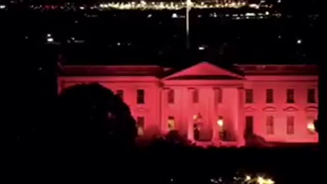 WHOA White House was lit in RED color this morning - RED OCTOBER