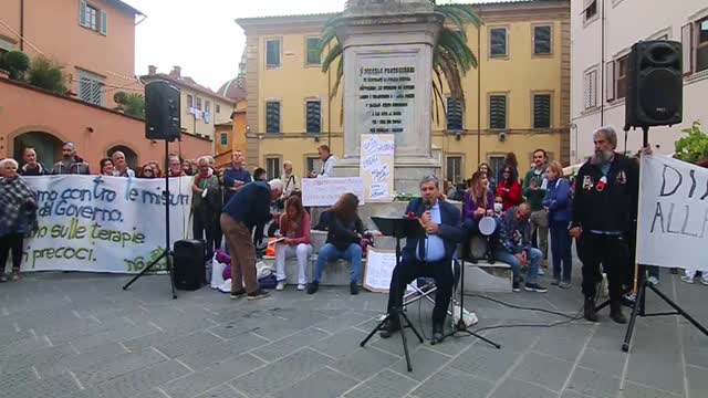 2021-10-24/02 - No Green Pass Pistoia. Intervento del Dott. De Simone