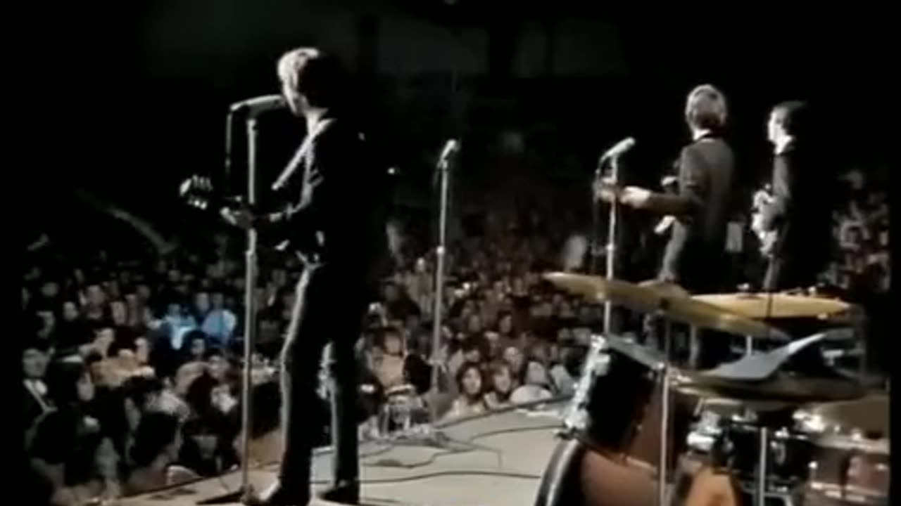 The Beatles ( LIVE ) ~ You Can’t Do That