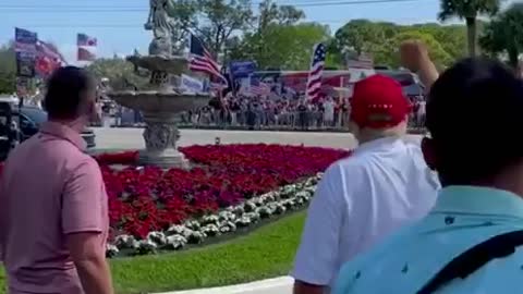 PRESIDENT TRUMP - HAPPY PRESIDENTS DAY - Happening now outside of Trump