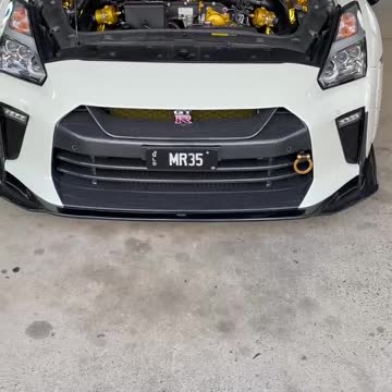 Nissan R35 GTR