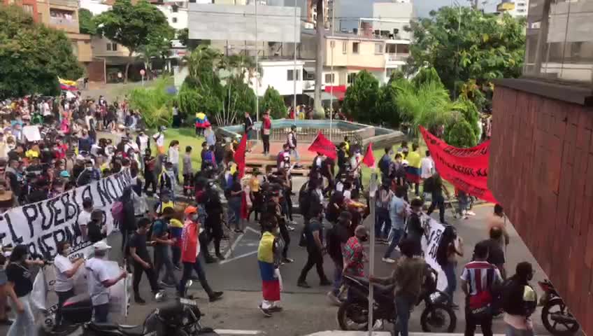 Video: Arrancó la marcha del segundo día del paro nacional en Bucaramanga