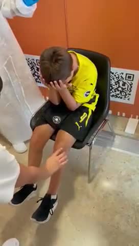 Airline FORCES Autistic Child To Take Covid Test Despite Being Exempt