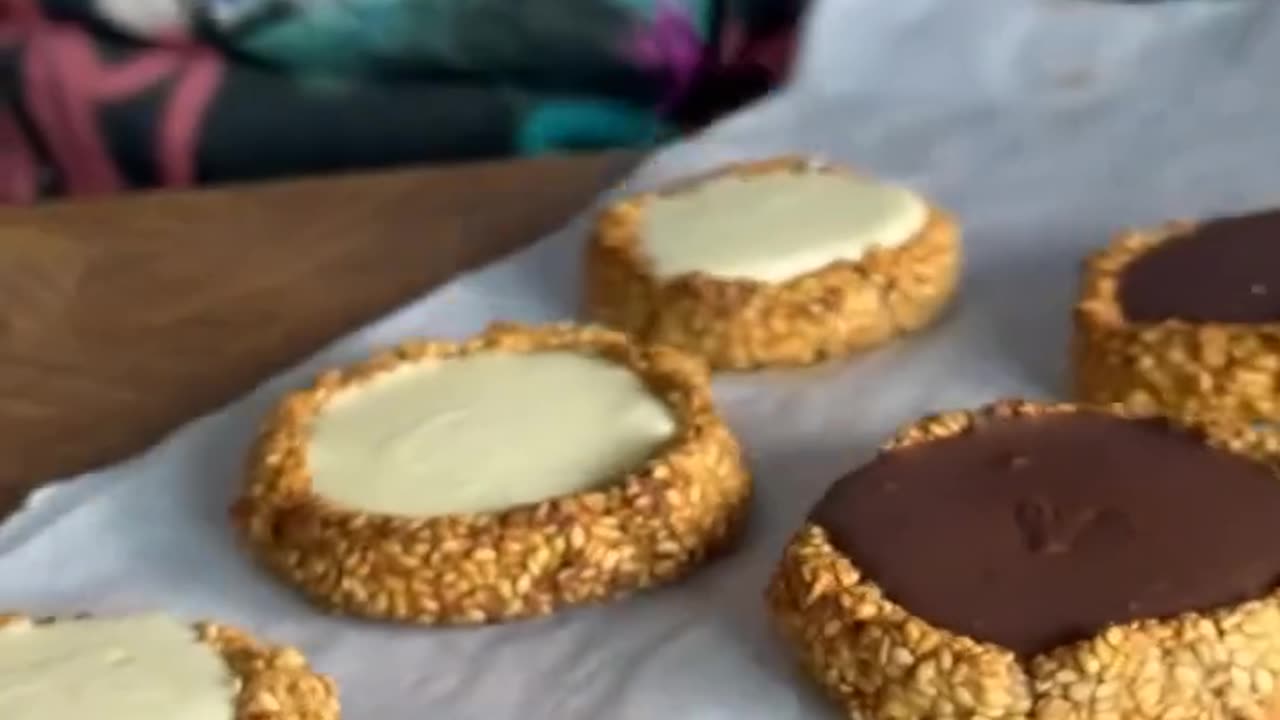 SUGAR FREE COOKIES WITH 2 INGREDIENTS!