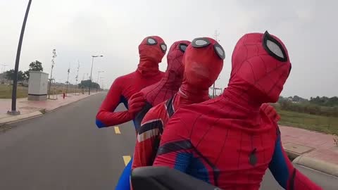 spider-mans family dancing of motorcycle