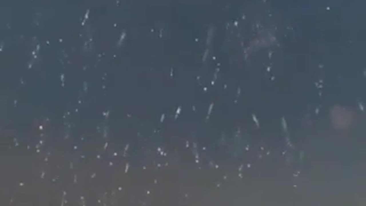 Russian incendiary munitions raining down on Chasiv Yar