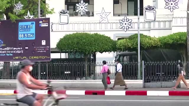 Video shows soldiers outside Yangon's City Hall