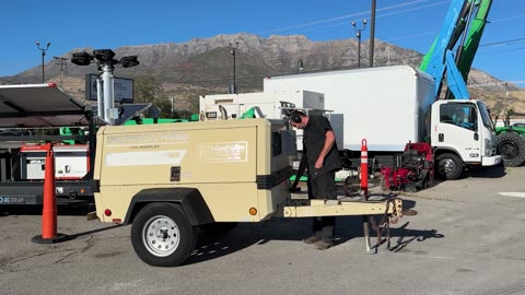 Air Compressor 2000 Ingersoll-Rand 185 CFM Diesel Portable Trailer Mounted Rotary Screw