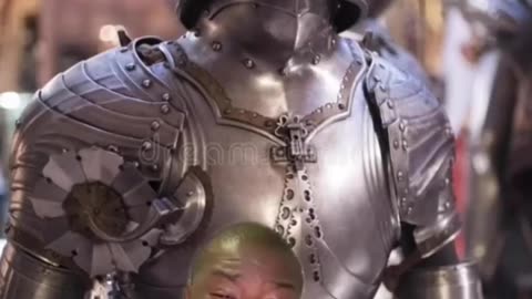 CAN YOU IMAGINE FIGHTING IN BATTLE WEARING ALL THAT METAL