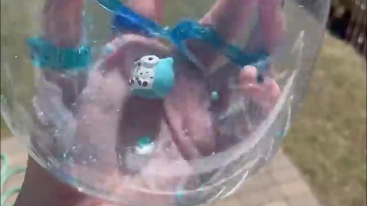 IMadeaBLUEONLYVIRALNANOBALLOONFidget!DIYsatisfyingnanotapebubbleASMR_