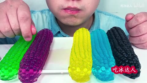 Eat 6 colors of corn jelly and listen to the different chewing sounds!