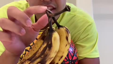 Who Loves Banana