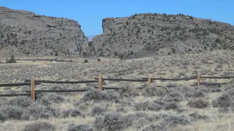 Wyoming fence in front of Devil's Gate