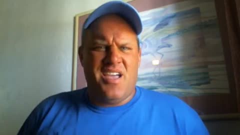 Shoenice lying