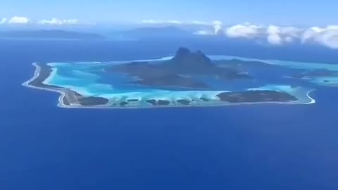 Bora Bora in a helicopter 🚁🏝