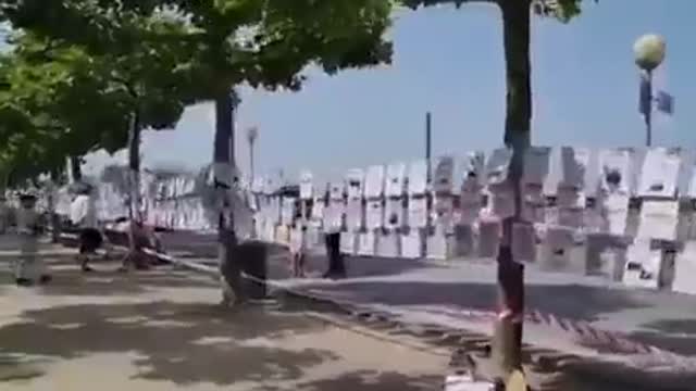Vaccine deaths posted in Duesseldorf, Germany.