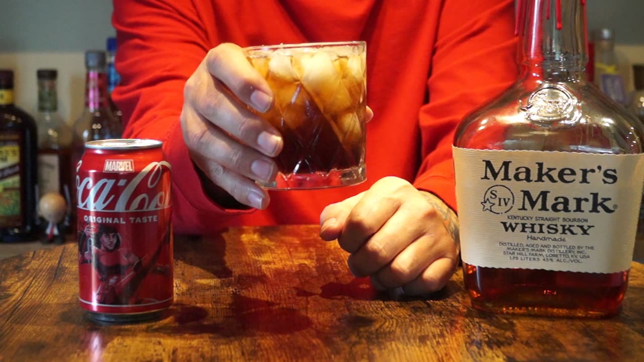 Makers Mark Kentucky Straight Bourbon Whiskey & Coke