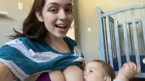 Mom breastfeeding baby 🍼🍼