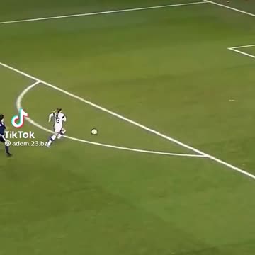 How football is different from boys and girls