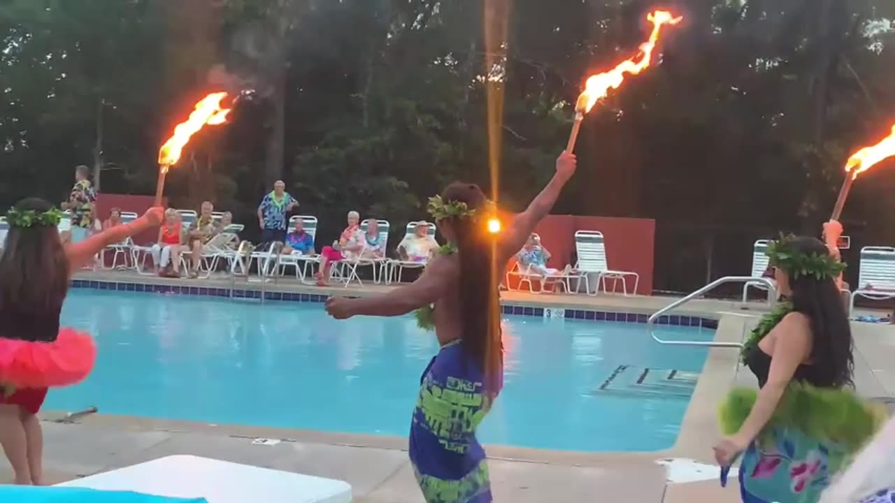 Fairfield Bay Hawaiian Luau Party Brings Exotic Entertainment And Fun