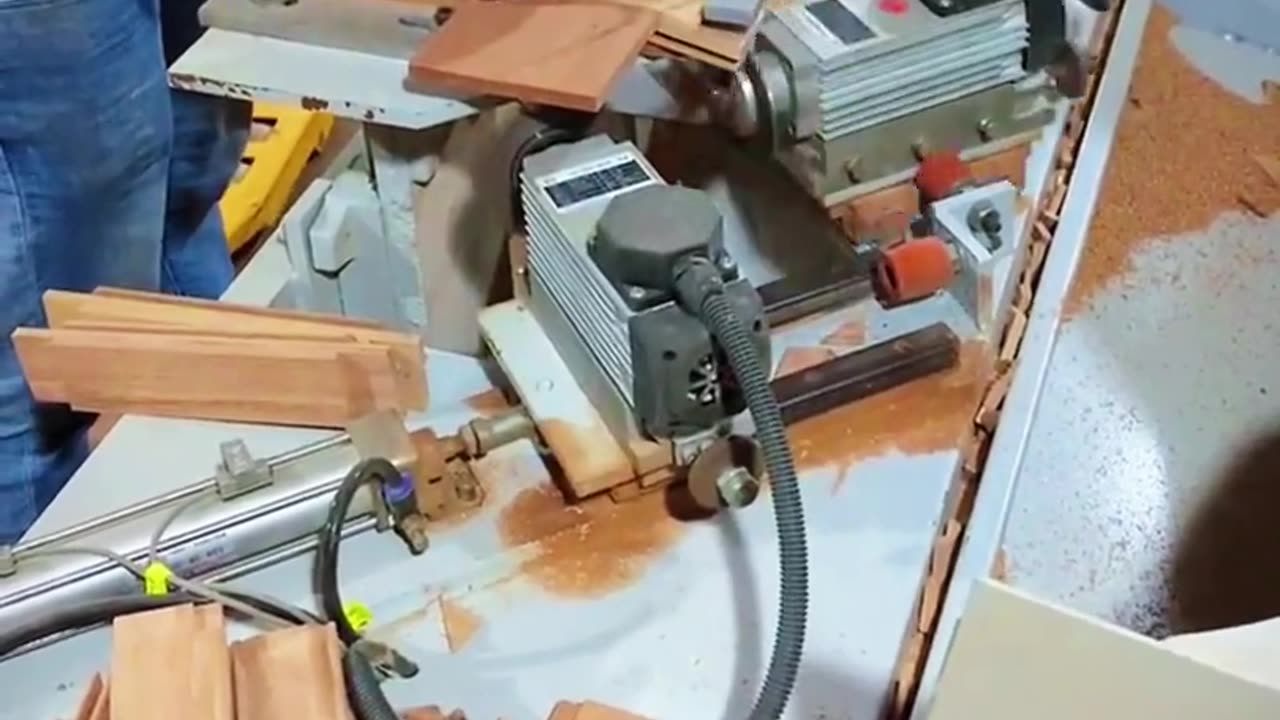 Pneumatic board chamfering equipment - machinery make work easy - Routine Crafts