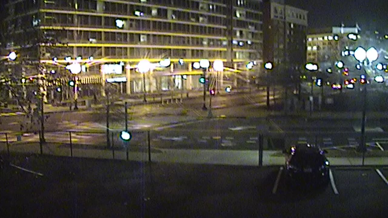 1901LOTS00Lot11SenateParking_2021-01-05_20h21min34s637ms.mp4