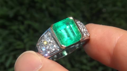 Emerald and diamond Platinum Men Ring