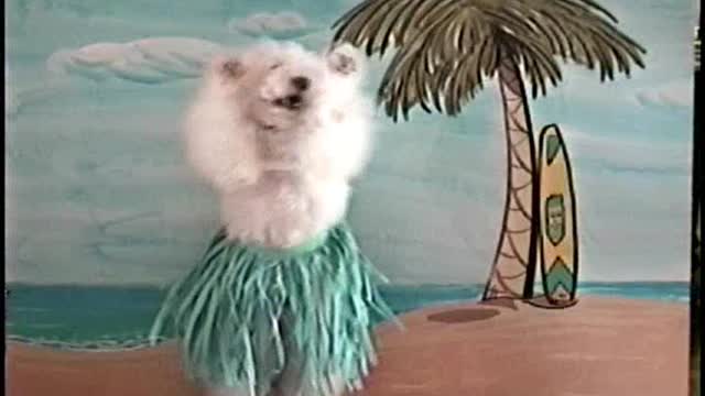 Dog Hula Dances to “I Like To Move It”