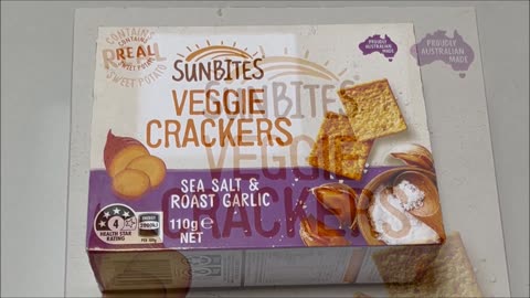 Sunbites Veggie Crackers Packshot vs Product