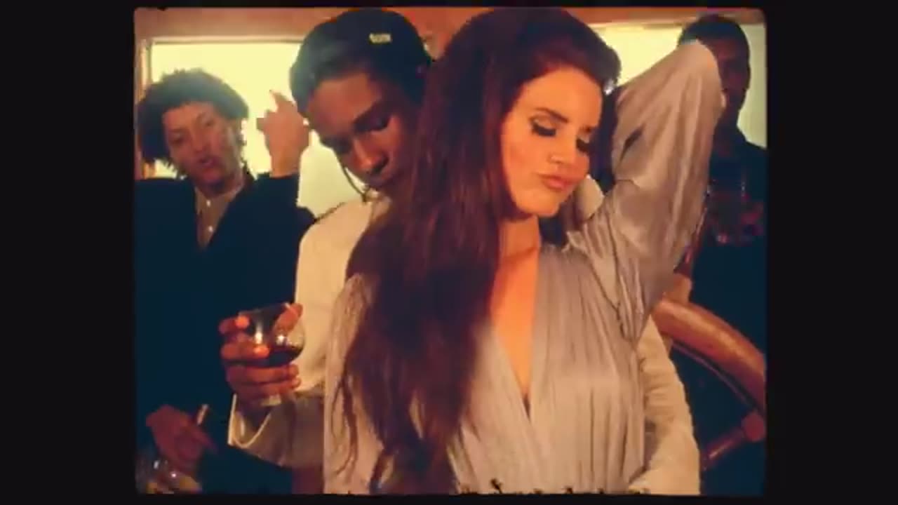 LANA DEL REY - "NATIONAL ANTHEM" (OFFICIAL VIDEO)