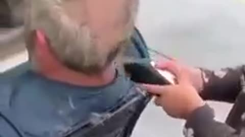 Trying)Старается)