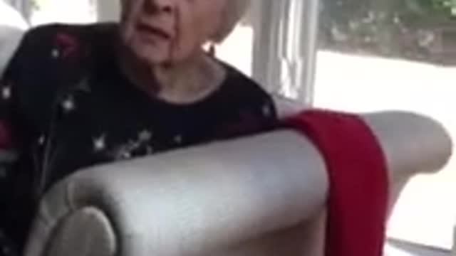 93-year-old Great Grandma and Alexa confuse each other