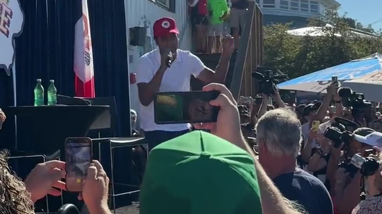 ICYMI: GOP Candidate Vivek Ramaswamy CRUSHES 'Lose Yourself' by Eminem at Iowa Event [WATCH]