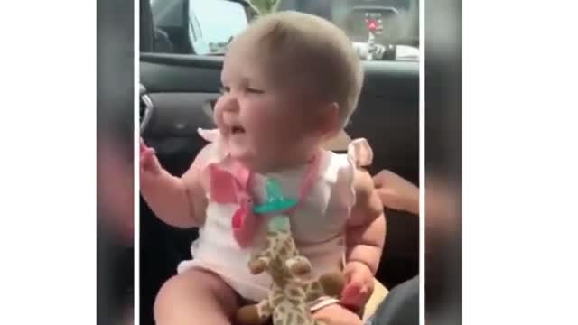 Baby dancing
