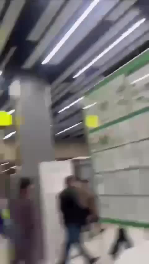 Palestine Hamas crowd has stormed Makhachkala airport in Russia looking for Israel citizens