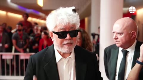 Pedro Almodóvar gana el León de Oro en Venecia