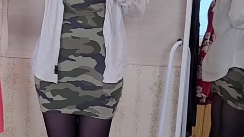 Trying on a tight dress on me + Pen Drop Test