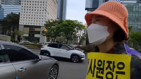 20210430_V3_S01(KyNaSB_5sQI)4년 동안 한게 뭐예요_ 나라 안되는 정책만 펴고 국민들 세금만 올리고!