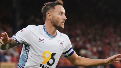 Scott Parker gets off to winning start as Clarets show promotion credential