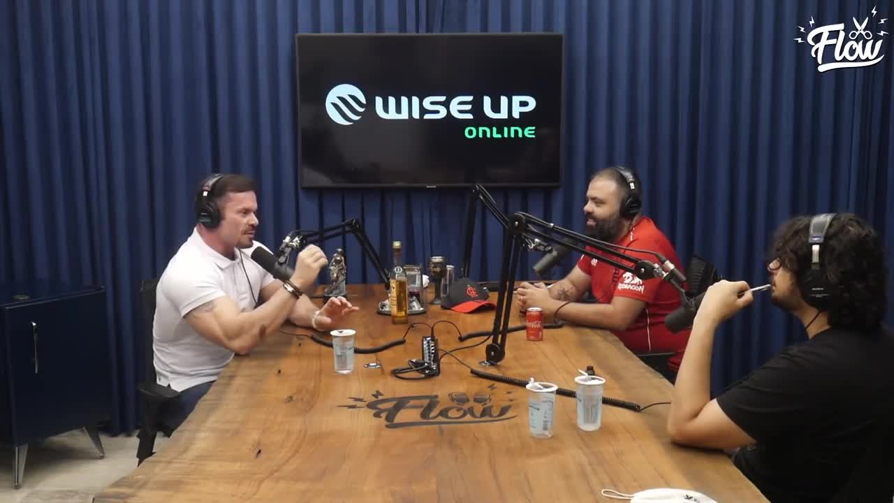 COMPROU A EMPRESA DO PRÓPRIO CHEFE
