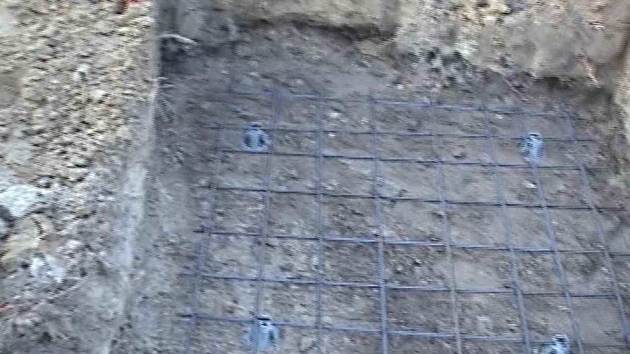 foundationDig1.mpg