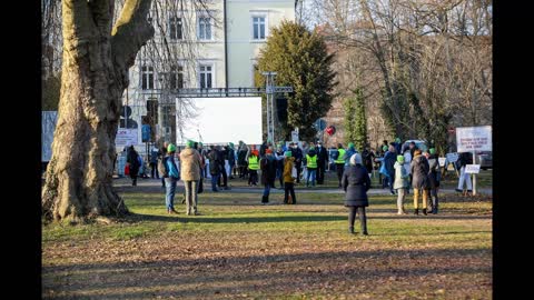 In Tübingen kämpft eine Initiative für das Personal des Gesundheitswesens gegen die Impfpflicht.