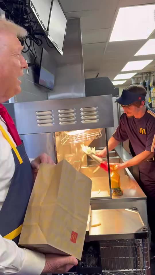 “Ohhh—you’re very stingy with this🍟product…” ☠️💀☠️💀