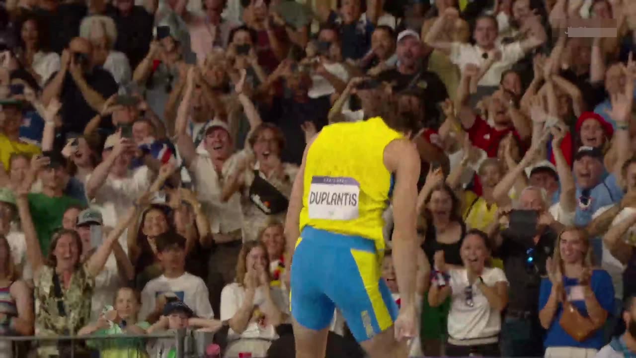 ARMAND DUPLANTIS BREAKS THE POLE VAULTS WORLD RECORD AT PARIS OLYMPICS IN 2024