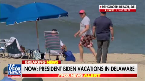 🚨Biden is now lounging on the beach during his SECOND STRAIGHT WEEK of vacations.